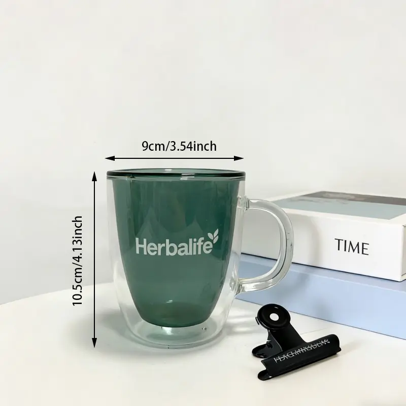 Tasse en verre colorée à poignée double couche